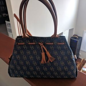 Dooney & Bourke Purse